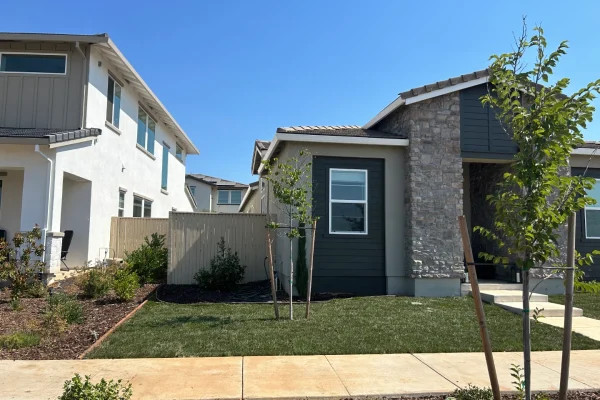 3ACF5828-1CB3-43A9-A486-AF8465A97A40