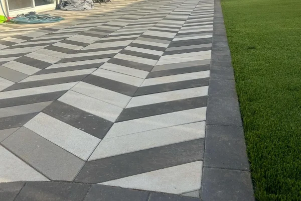 98F658EF-3B04-4D8F-9009-CC886A034C8C