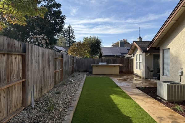 F64630E7-3512-4E18-BF88-953052376D1C-min